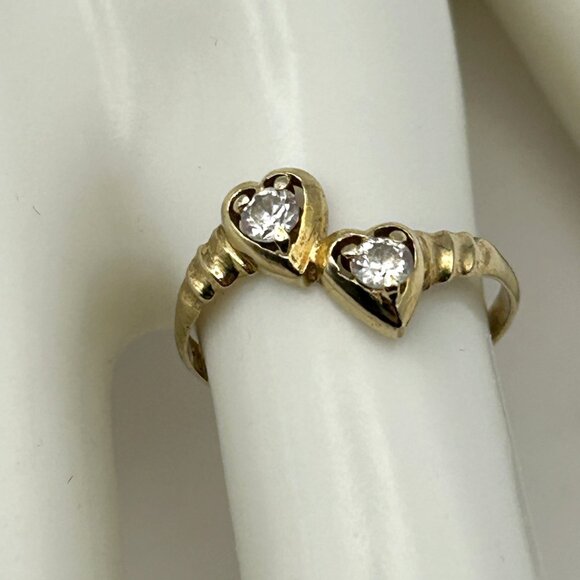 14K Turkey Ring Size 6.5 Two Stone CZ Heart Design - Picture 12 of 13